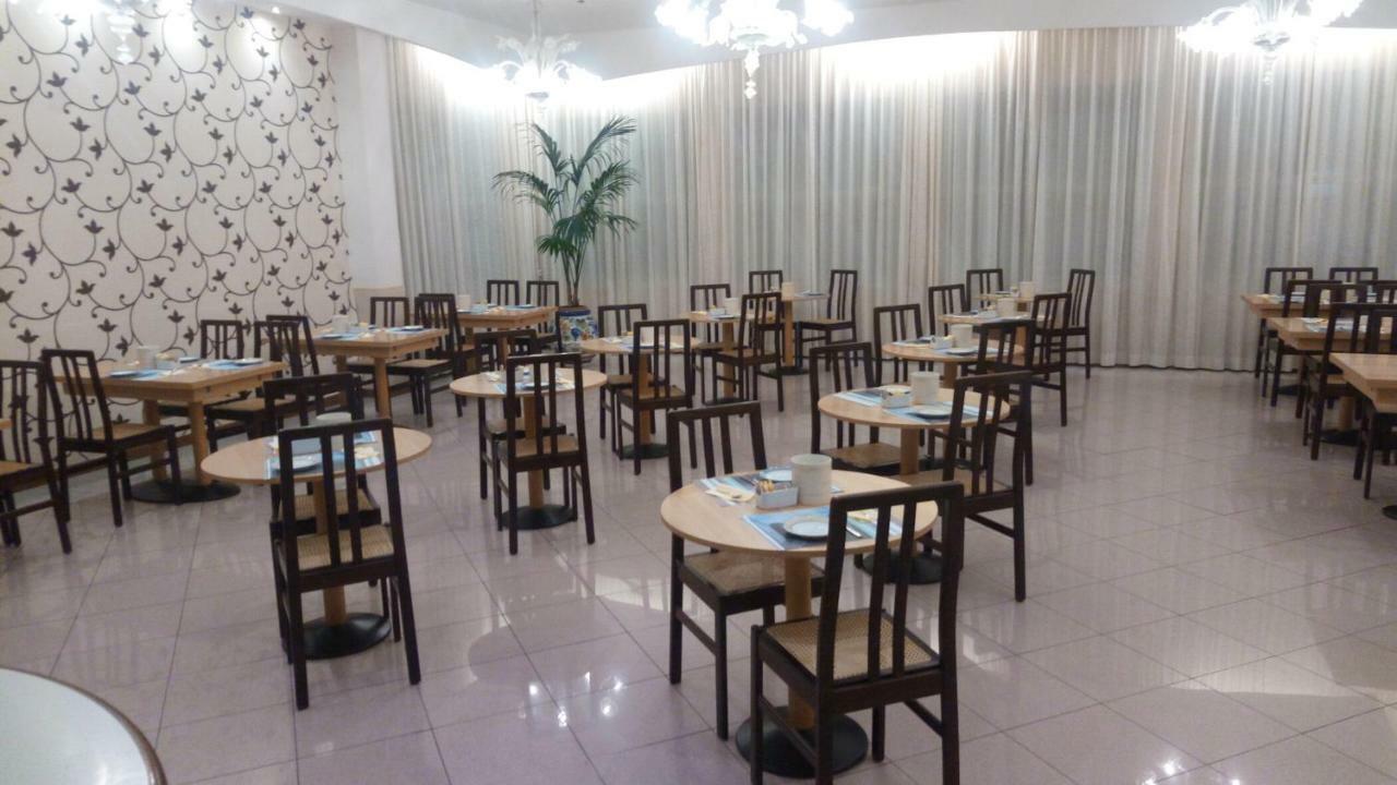 Acasamia Welchome 3* Rimini